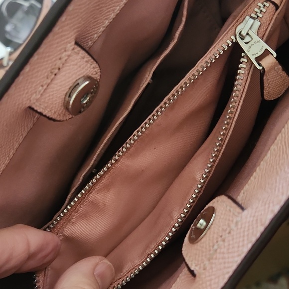 Gorgeous Coach Soft Blush Pink Minetta Satchel/Crossbody & Wallet Set 🩷 - Picture 14 of 17